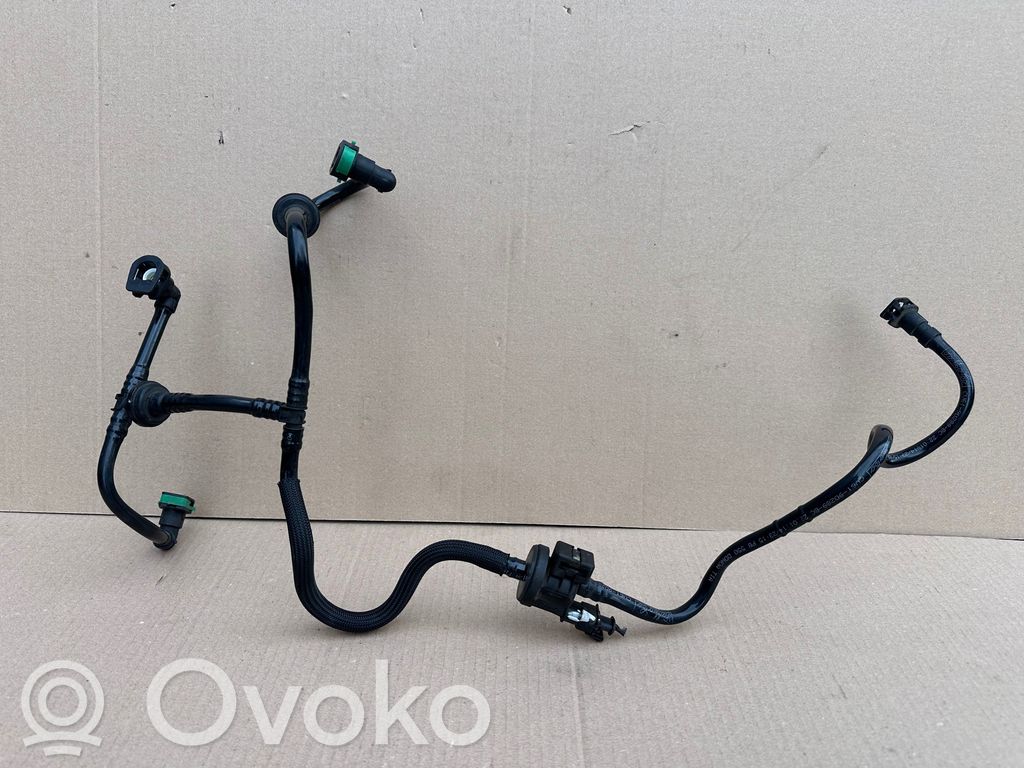 Polttoaineputki   CV619D289BC,CV619D289BC