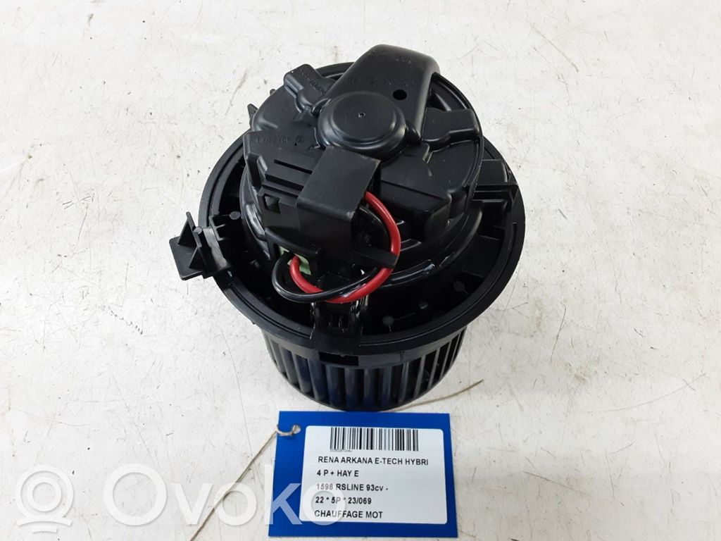 Renault Arkana Wentylator nawiewu / Dmuchawa 