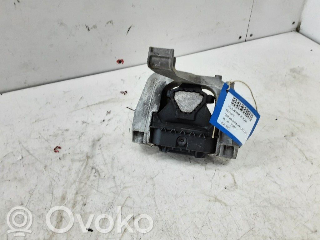 Engine mount bracket   5WA199262G,5WA199262G