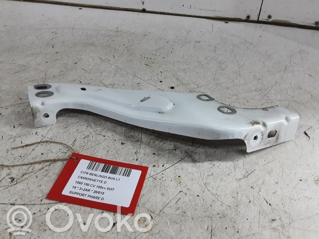 Citroen Berlingo Support phare frontale 