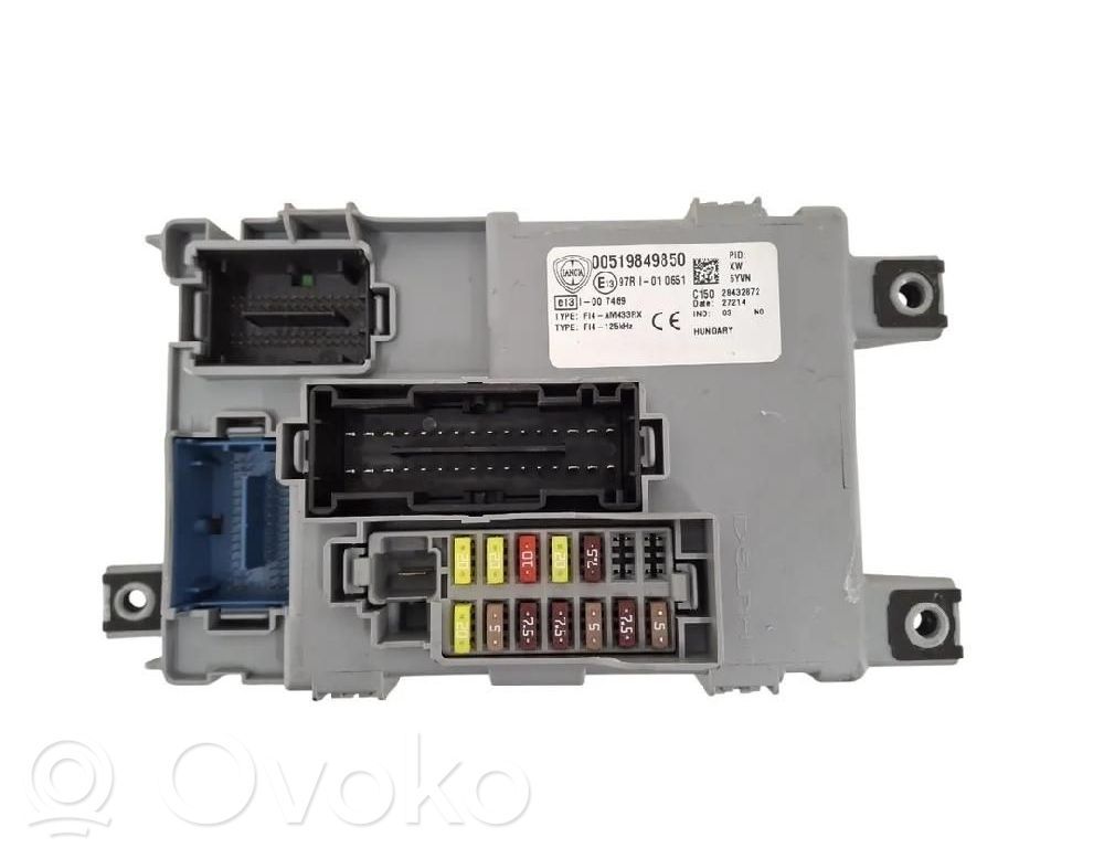 Lancia Ypsilon Module de fusibles 