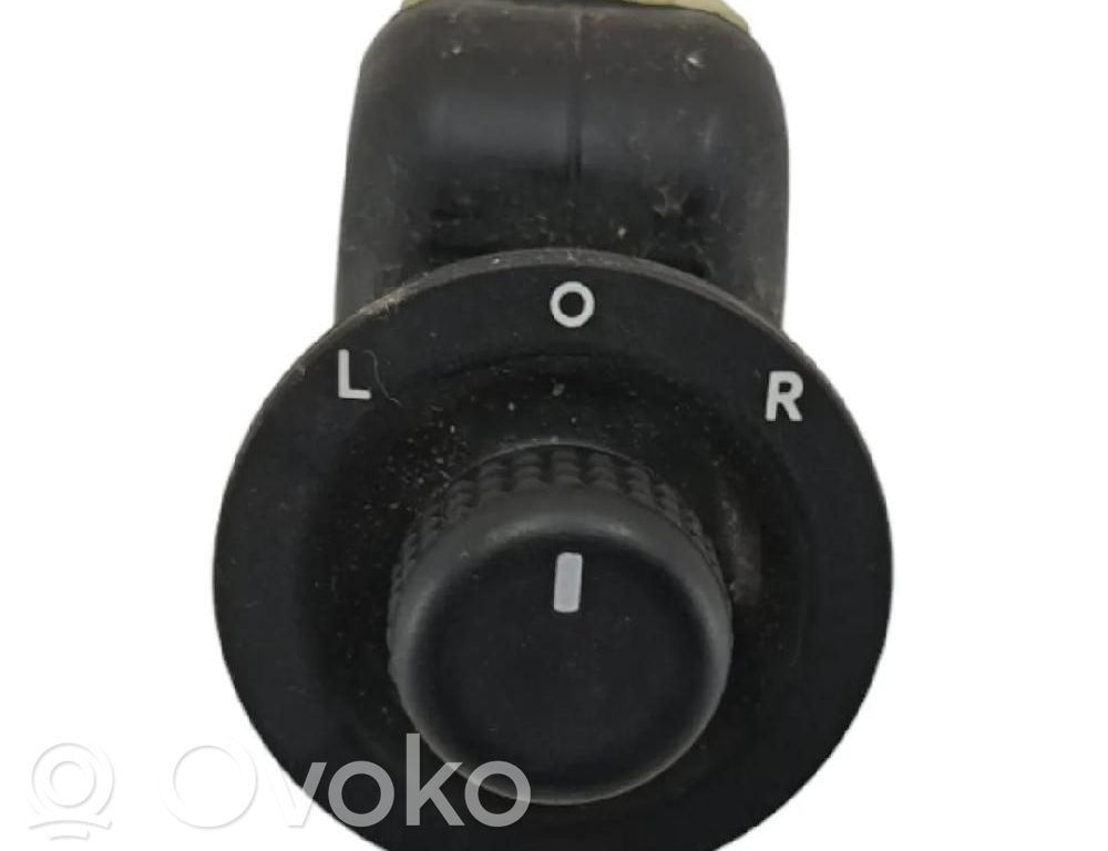 Other switches/knobs/shifts   K04602788AA,04602788AA