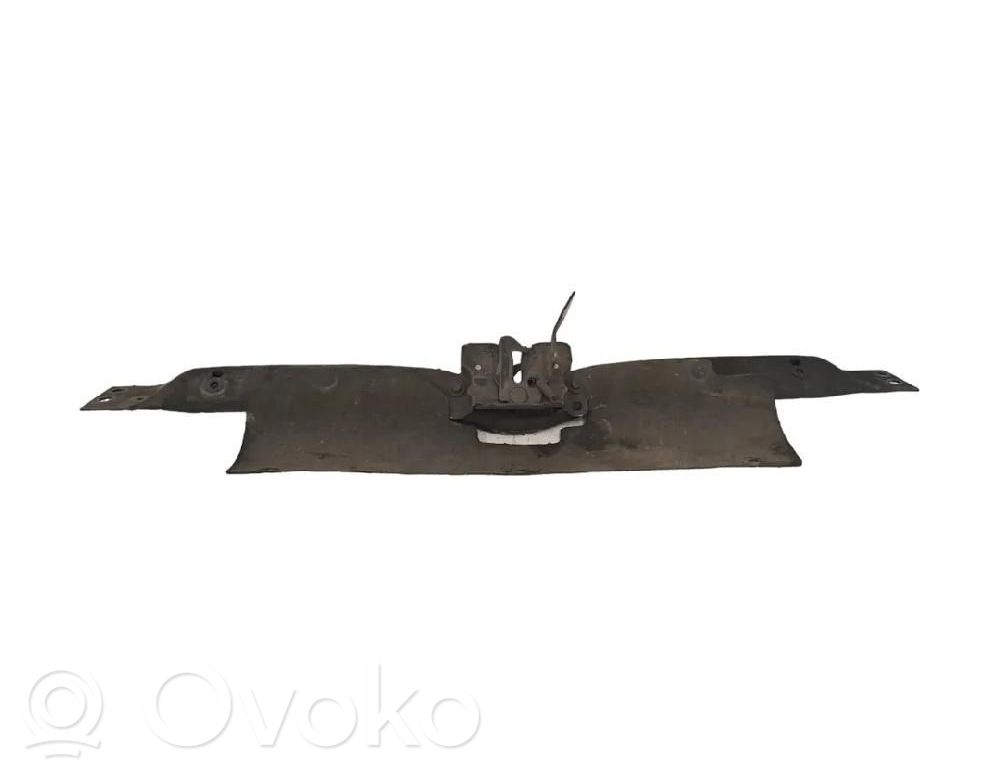 Zaczep bagażnika   K04589801AA