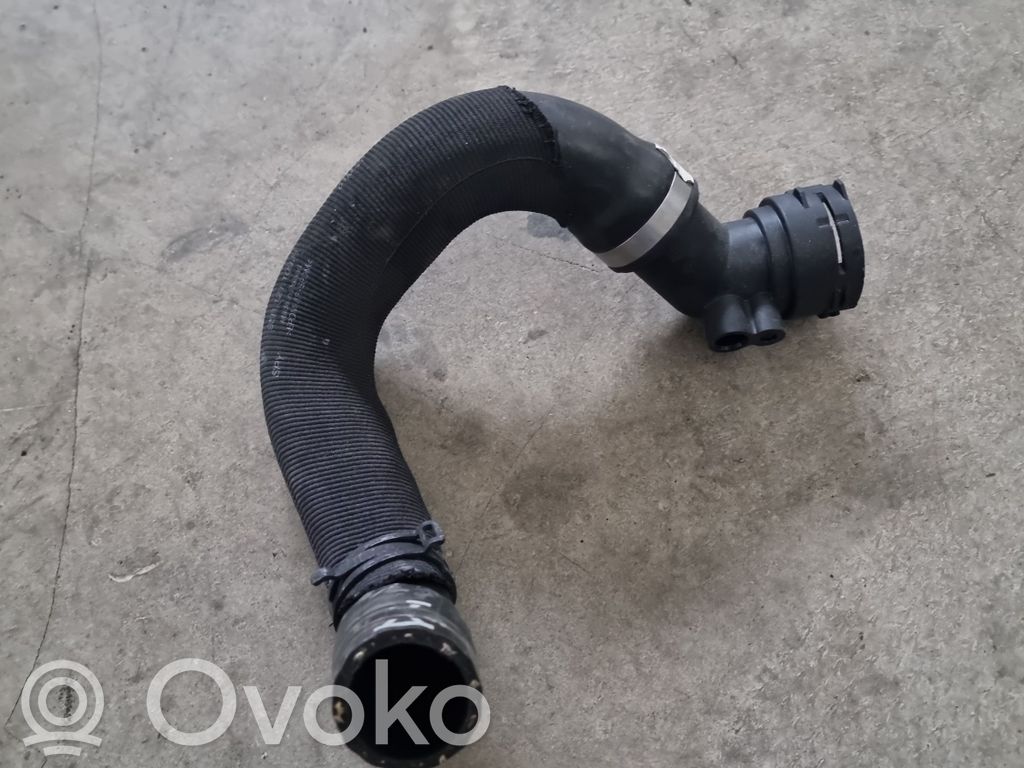 Porsche Cayenne (9Y0 9Y3) Conductă/furtun lichid de răcire motor 