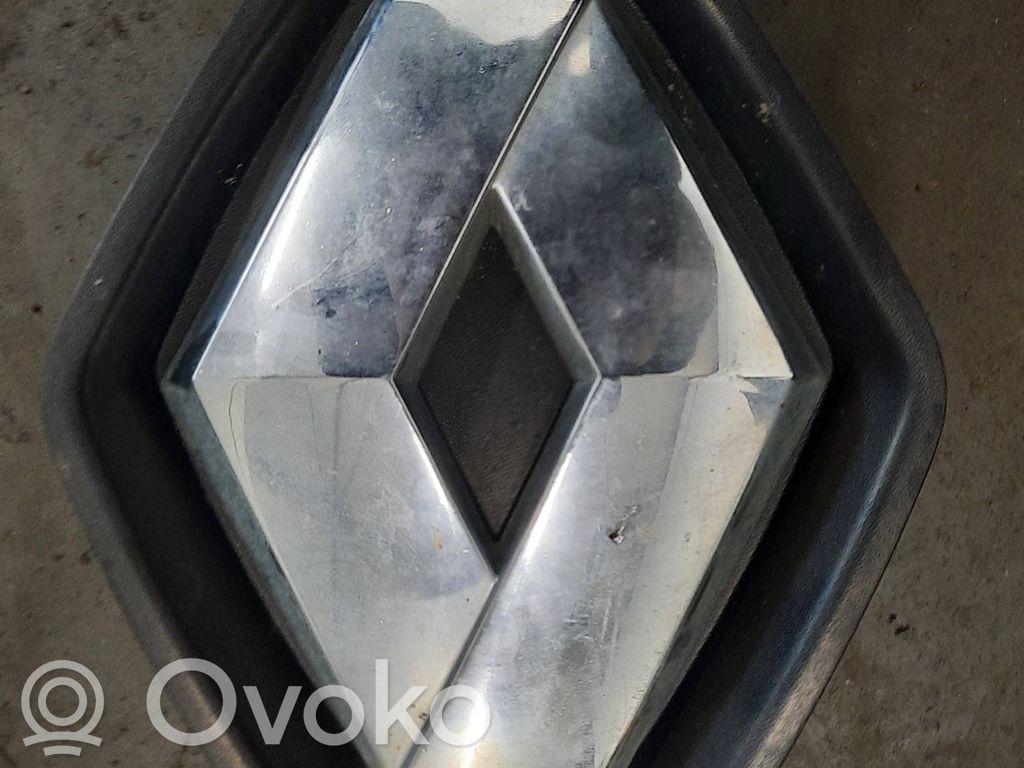 Renault Master III Gamintojo ženkliukas 