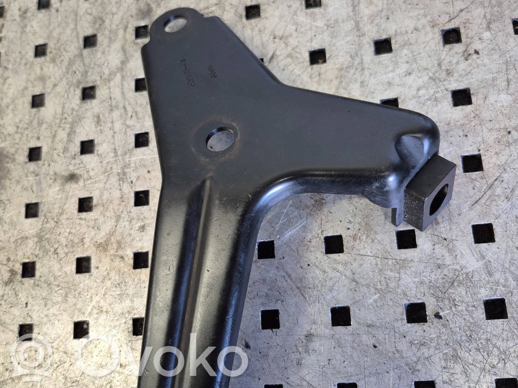 Renault Master II Engine mount bracket 