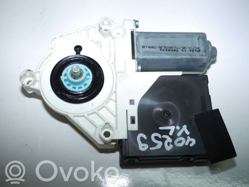 Motor del regulador de la ventanilla de la puerta delantera   1K0959701AC,1K0959701AC