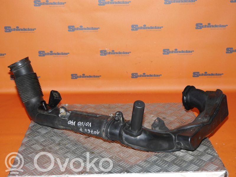 Other engine bay part   31370135,31338661,31338661,31370135
