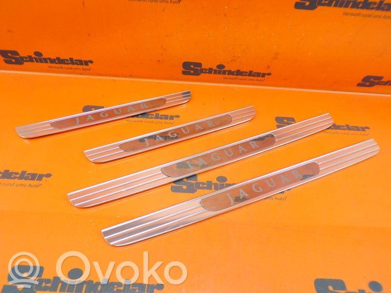 Jaguar XJ X350 Sill/side skirt trim 