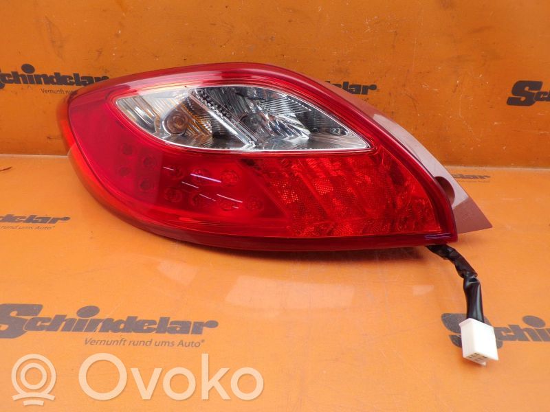 Rear/tail lights   P5776L,P5776L