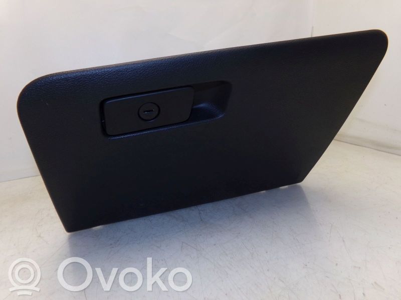 Jeep Cherokee Glove box 