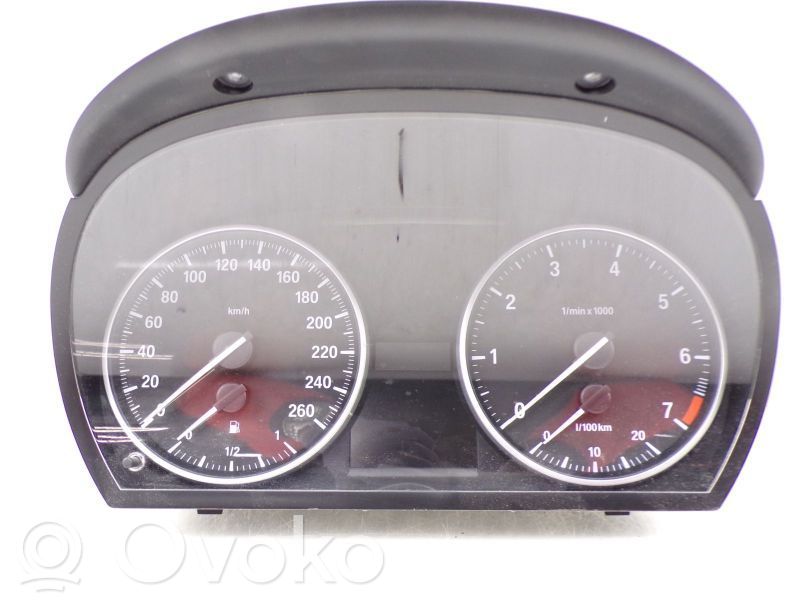 Geschwindigkeitsmesser Cockpit   924233801,924233801