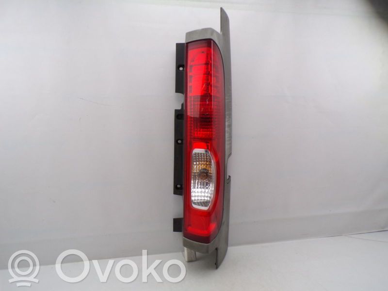 Renault Trafic II (X83) Lampă spate în caroserie 