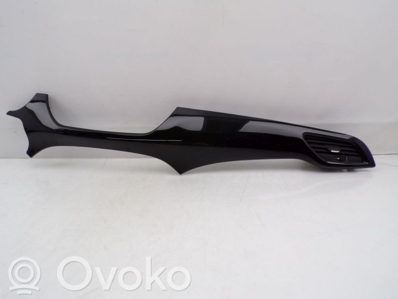 Opel Corsa E Lango oro grotelės 