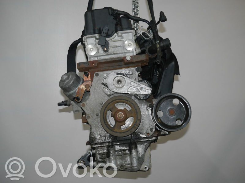 Mini One - Cooper Cabrio R52 Engine 