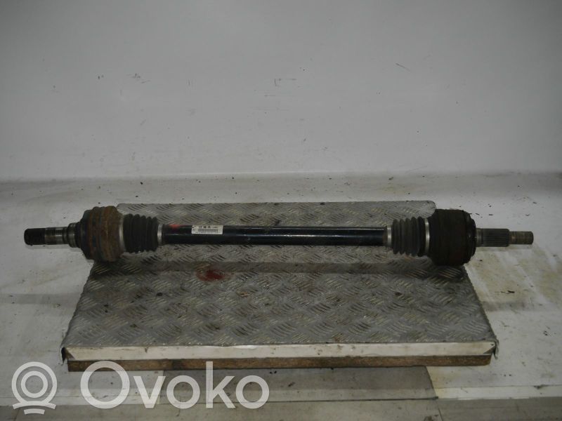 Takavetoakseli   7L8501201B,7L8501201B