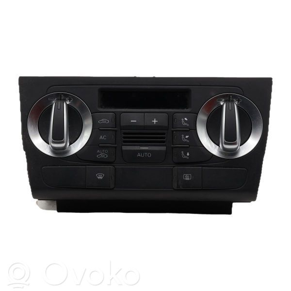 Panel klimatyzacji   8P0820043BG,8P0820043BG