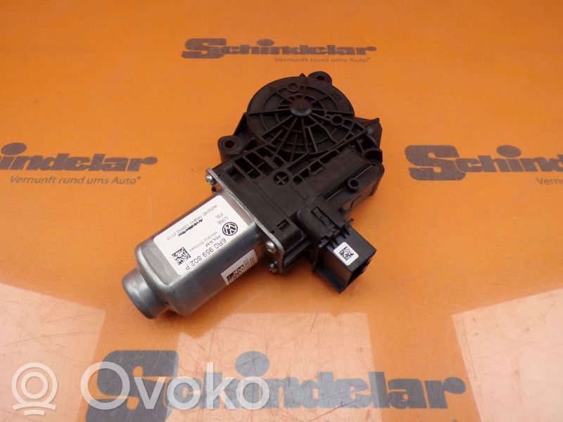 Skoda Roomster (5J) Moteur de lève-vitre de porte avant