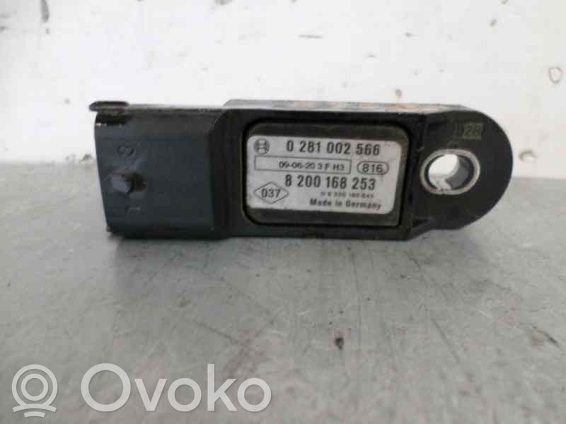 Sensor de presión del aceite   8200168256,0281002566