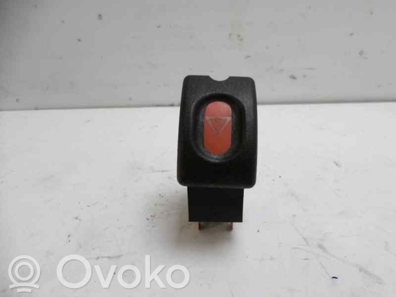 Botón interruptor de luz de peligro   90436896,90436896