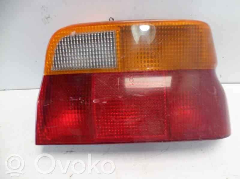 Rückleuchte Heckleuchte   REF,103F10161770,16311822