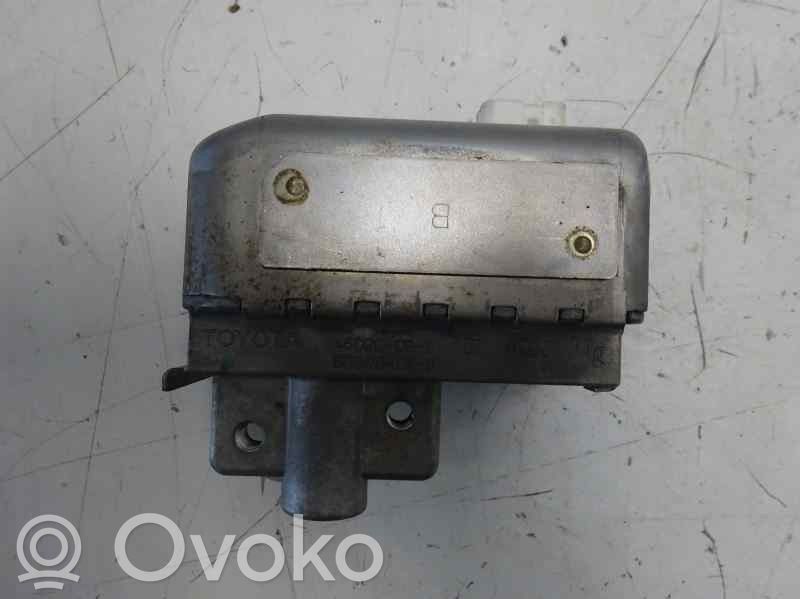 Toyota Corolla Verso E121 Virtalukko 