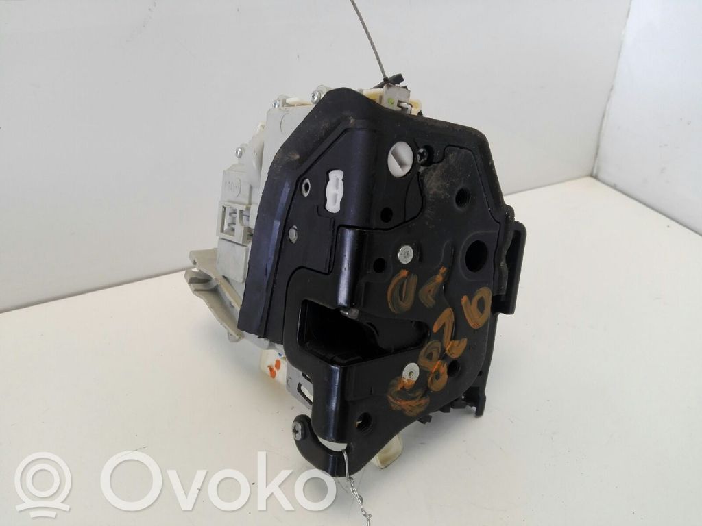 Takaoven lukko   5P0839012B,5P0839012B