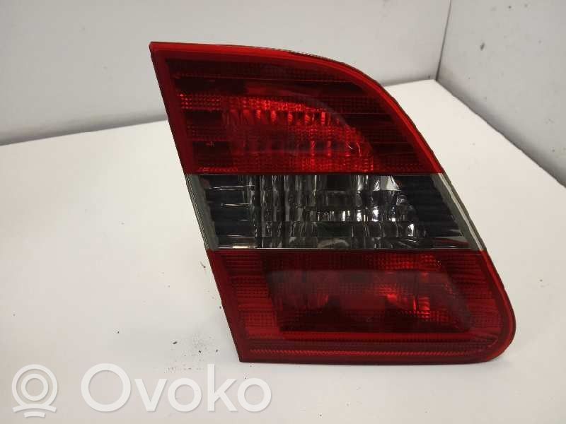 Mercedes-Benz B W245 Lampă spate în caroserie 