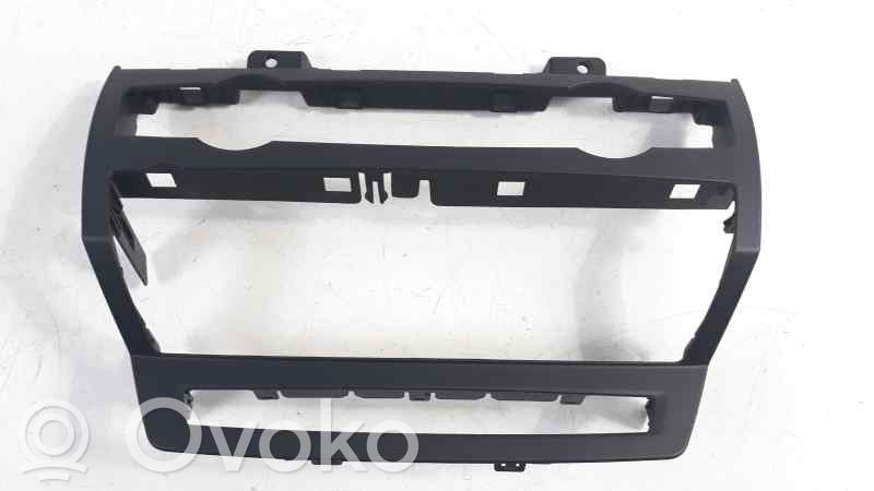 Moldura inferior   0117730,T0027285,773201