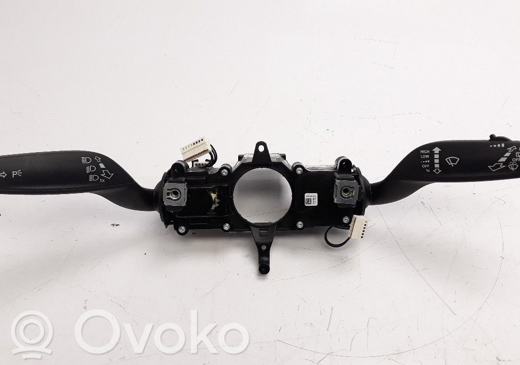 Audi A1 Boutons / interrupteurs volant 