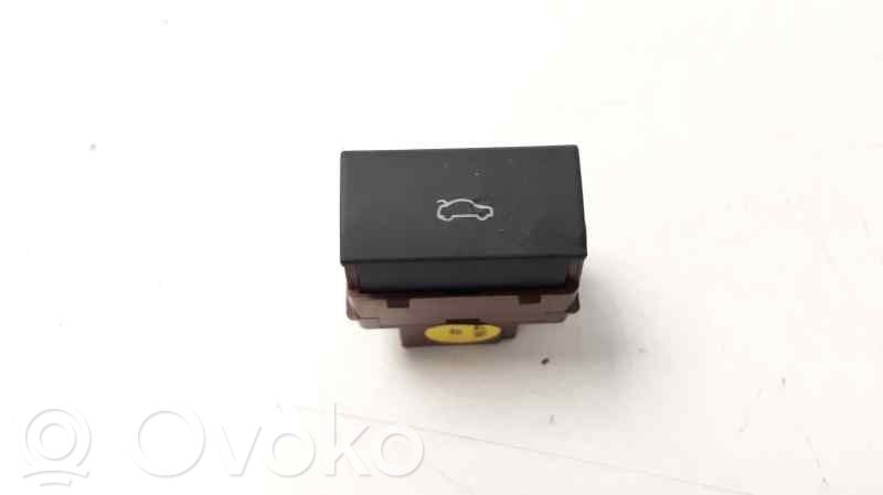 Multifunctional control switch/knob   4F0959831