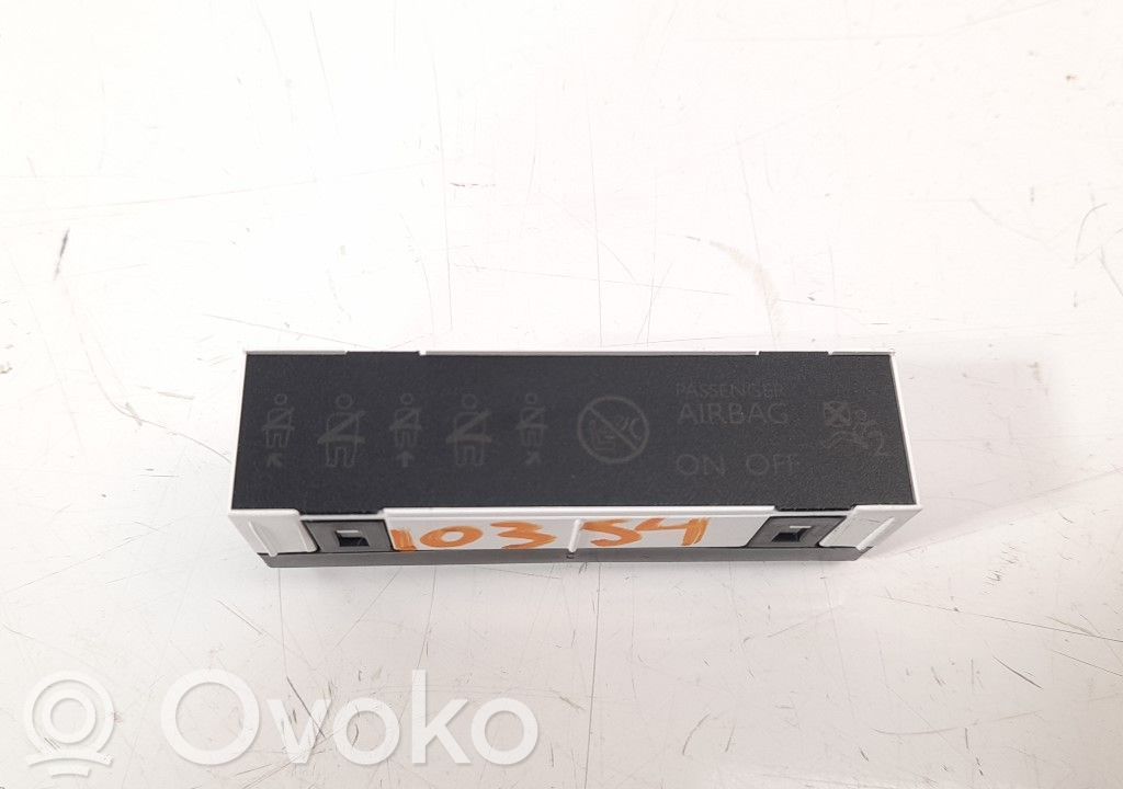 Opel Crossland X Head Up Display HUD 