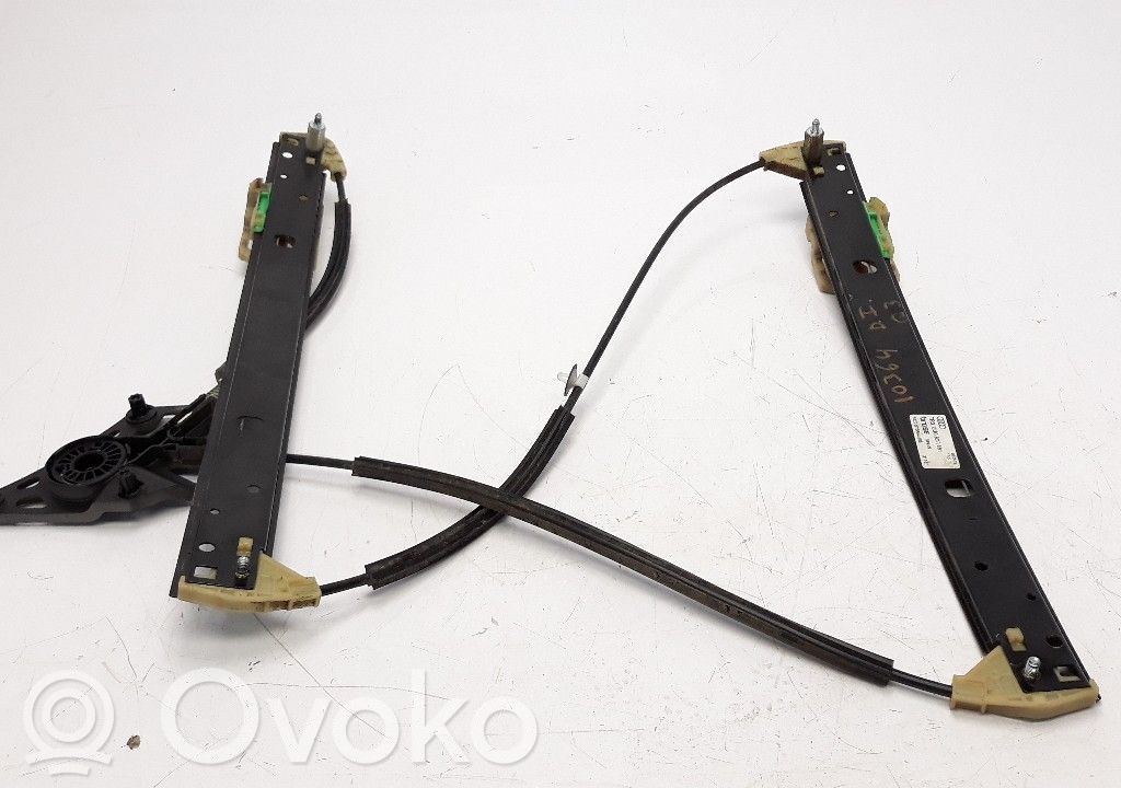 Audi Q3 8U Front door manual window regulator 