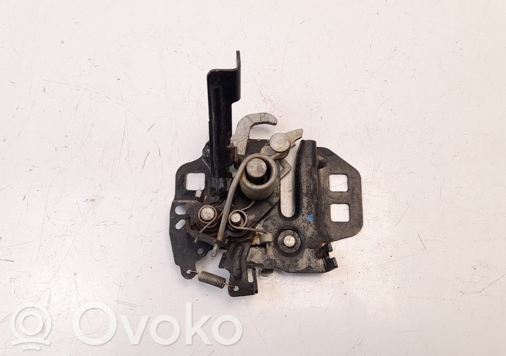 Tie down hook / loop   G1BA16700BA