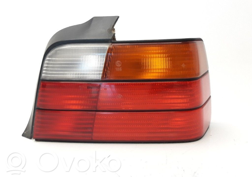 BMW 3 E36 Lampa tylna 
