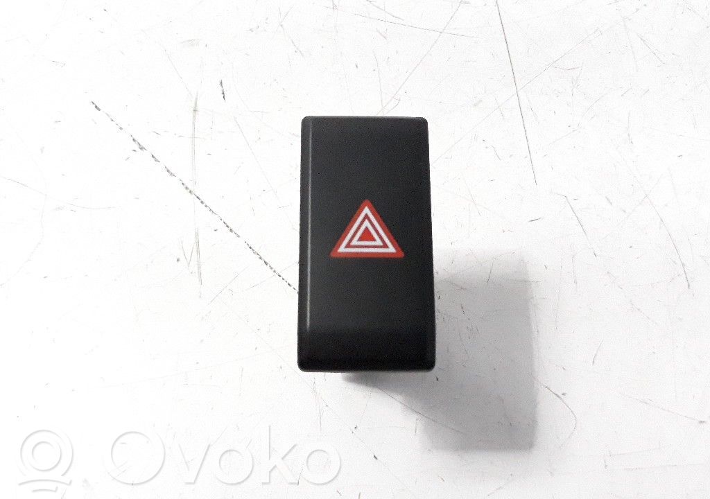 Botón interruptor de luz de peligro   93790G6100CA
