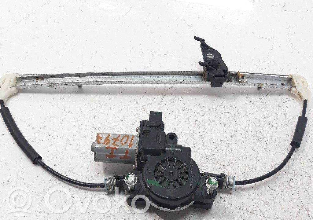 Mazda 2 Rear window lifting mechanism without motor 