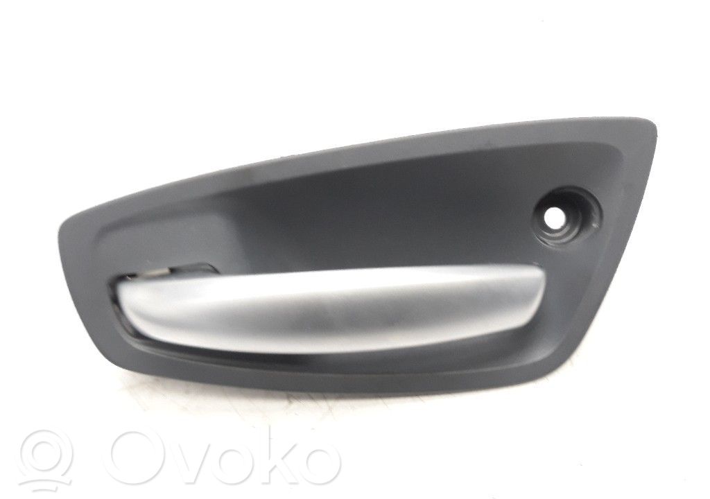 Rear door interior handle   10628510