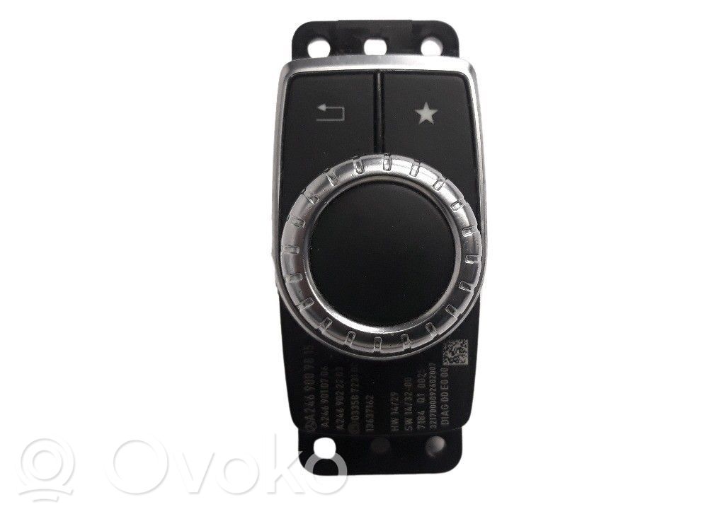 Mercedes-Benz A W177 Boutons / interrupteurs volant