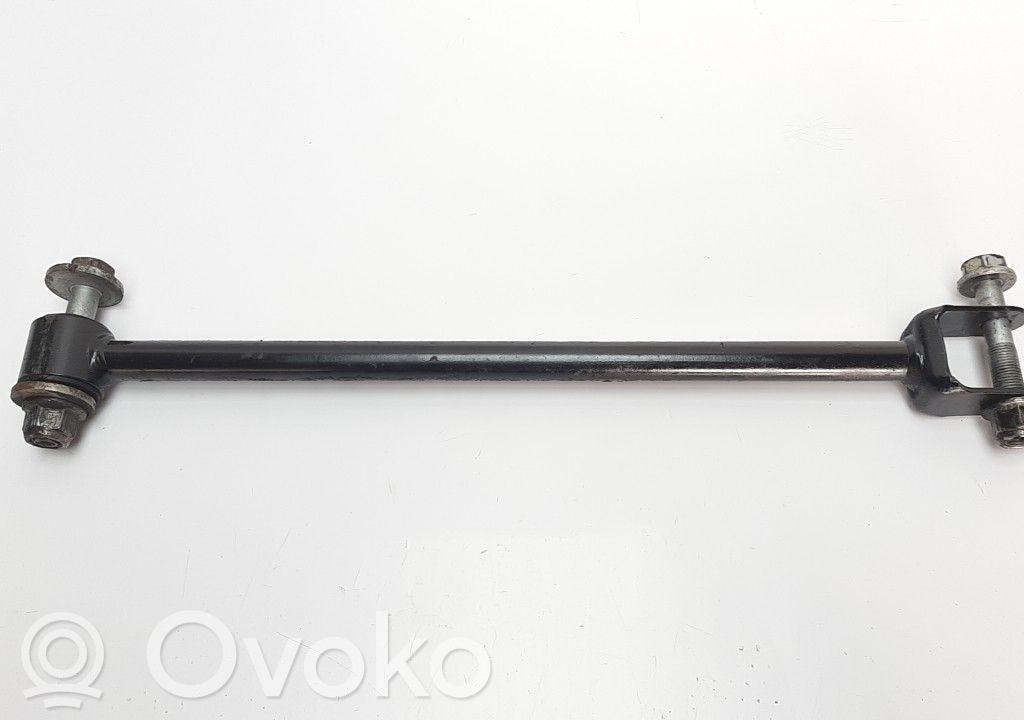 Brazo de suspensión trasero   8200839119,8200839119