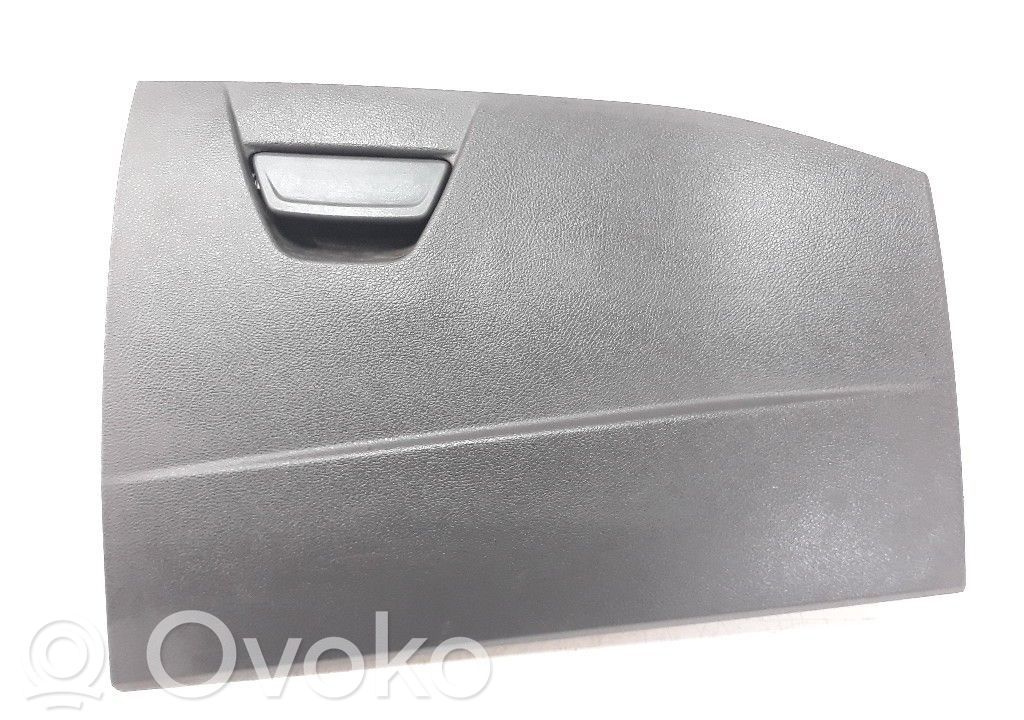 Ford Focus Handschuhfach 