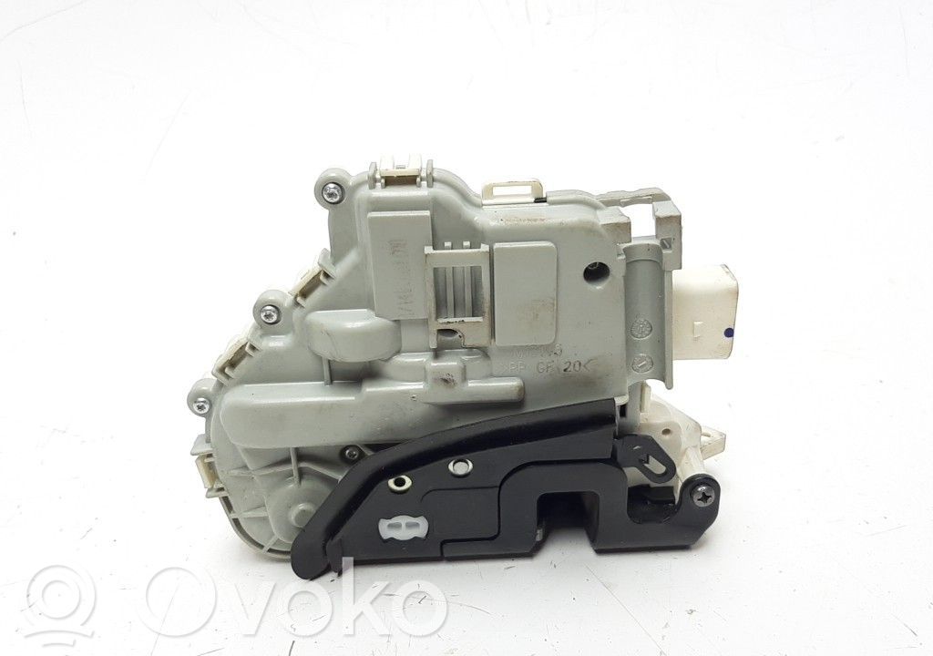 Zamek drzwi przednich   8X1837015,8X1837015,EZCAU029