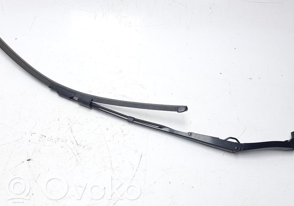 Front wiper blade arm   BCKA67321