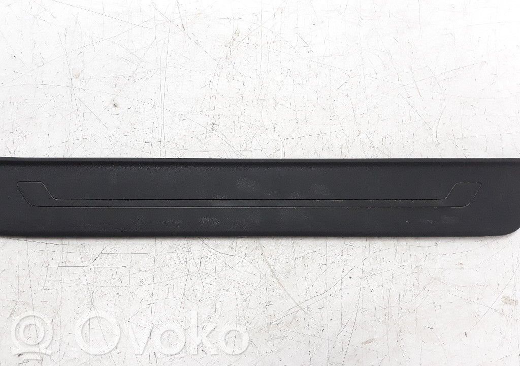 Bottom trim   85884D4000,85884D4000