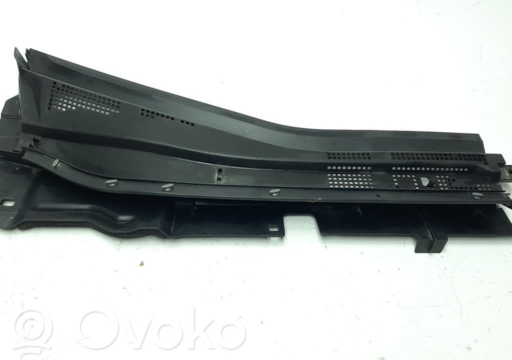 Mazda 3 Tuulilasin lista 