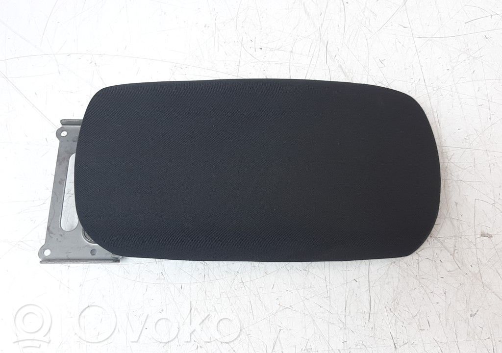Armrest   5890502E60C0