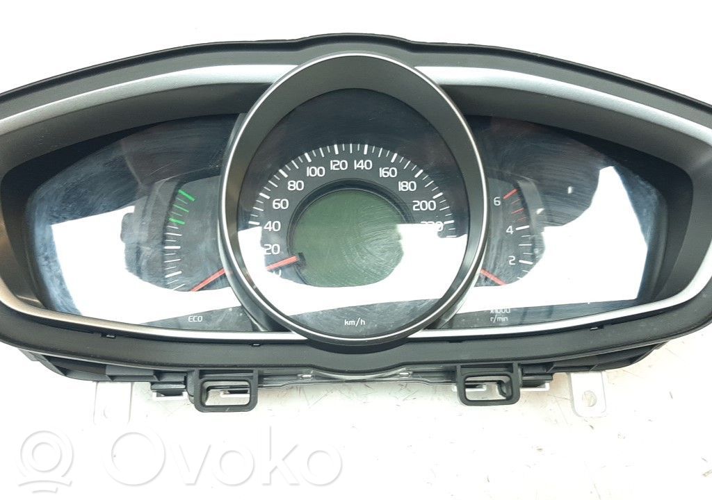 Geschwindigkeitsmesser Cockpit   31376803,31376803