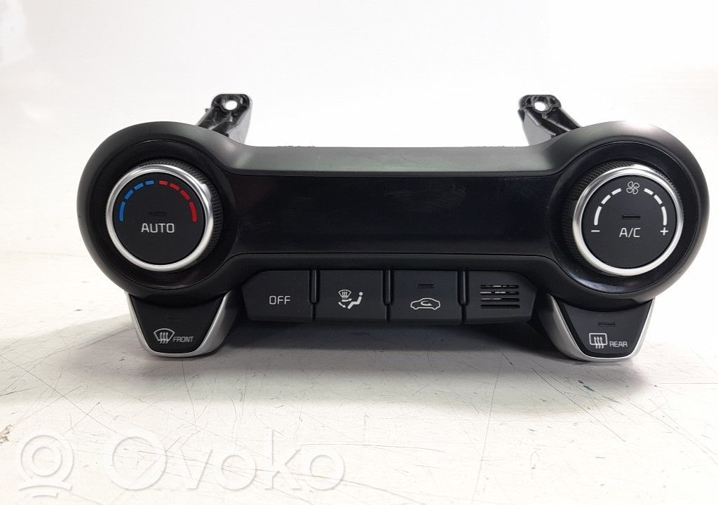 KIA Stonic Unité de contrôle climatique