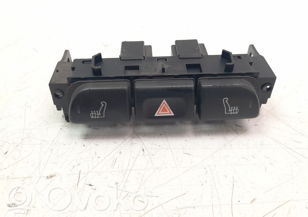 Jaguar X-Type Hazard light switch 