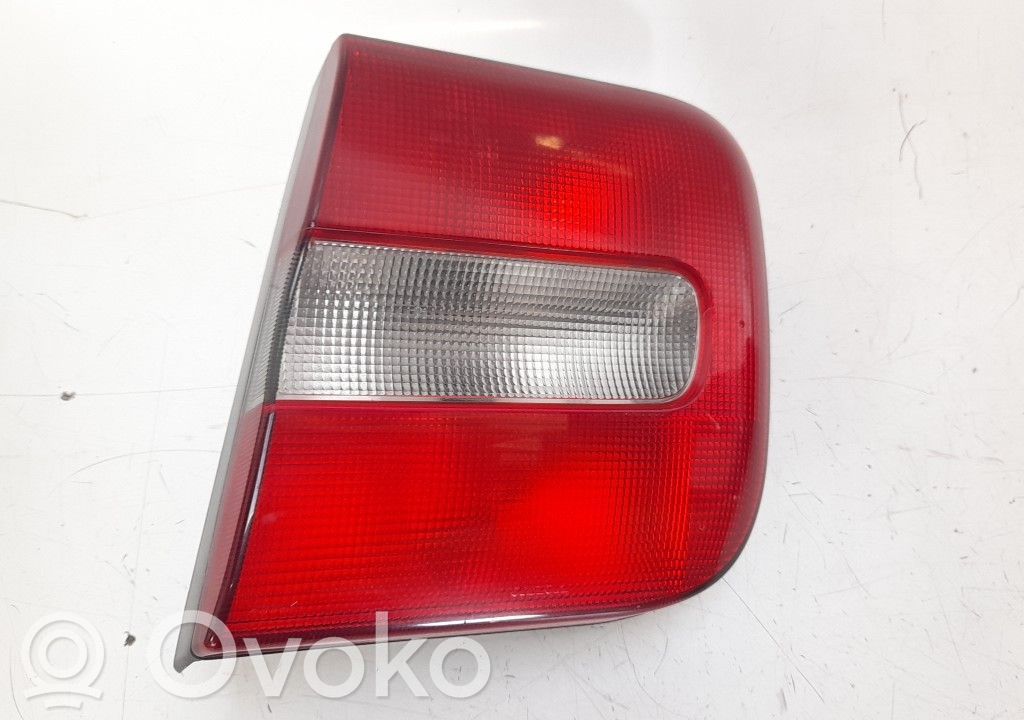 Volvo S70  V70  V70 XC Luci posteriori del portellone del bagagliaio 